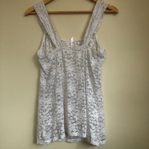 Ruby Ribbon Lace Square Neck Cami Tank  size medium - Picture 3 of 5